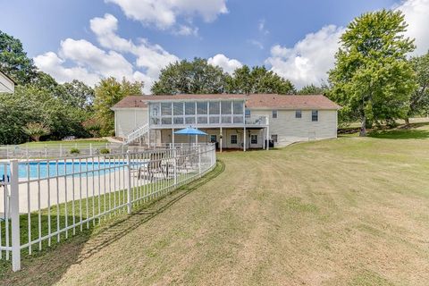 A home in Flowery Branch