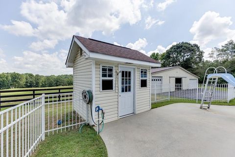 A home in Flowery Branch