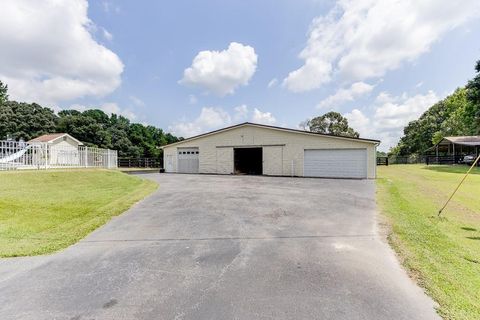 A home in Flowery Branch