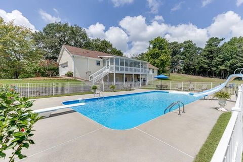 A home in Flowery Branch