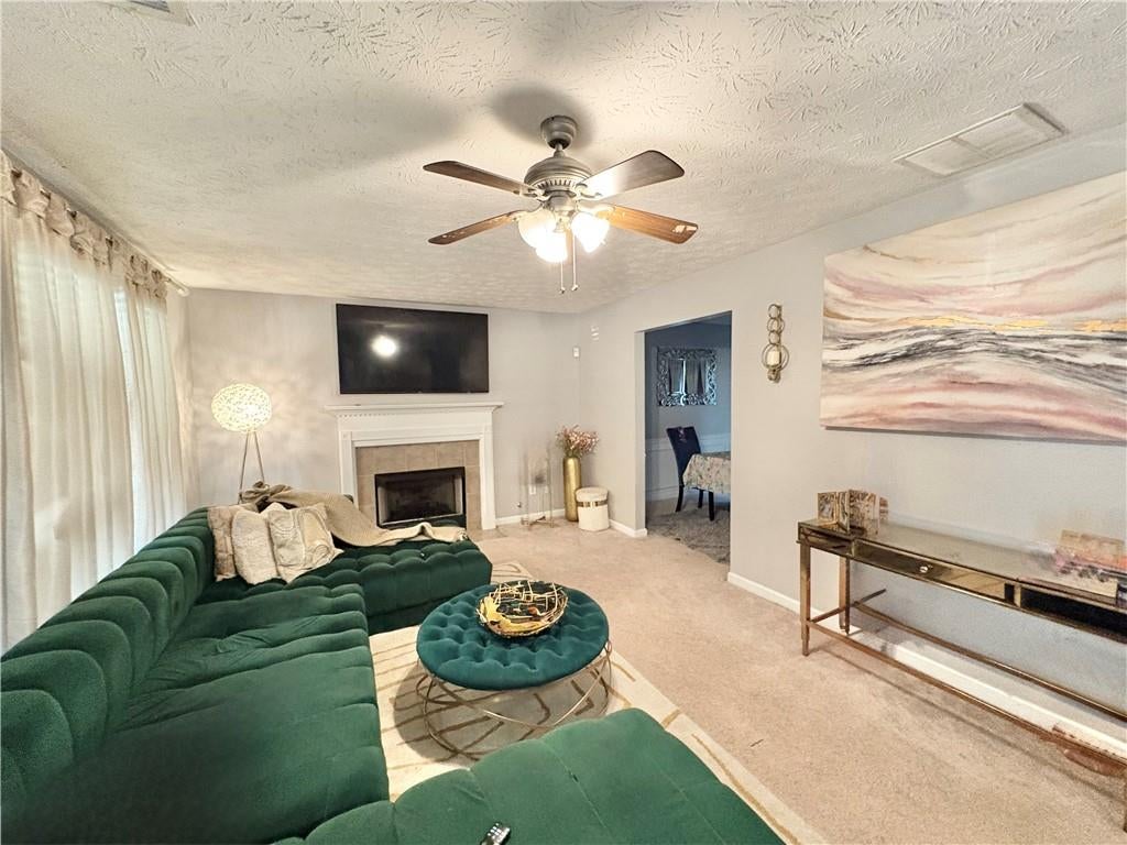 921 Tucker Lane