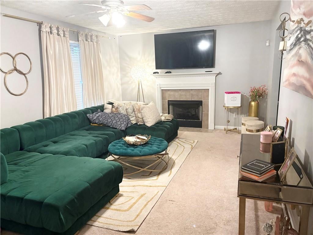 921 Tucker Lane