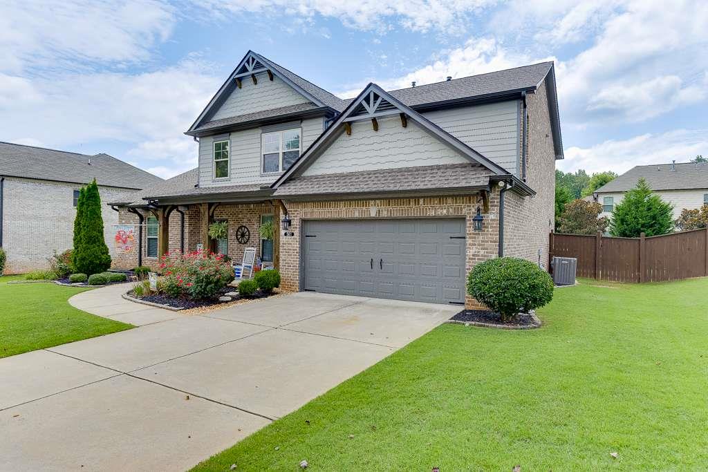 561 Wagon Hill Lane