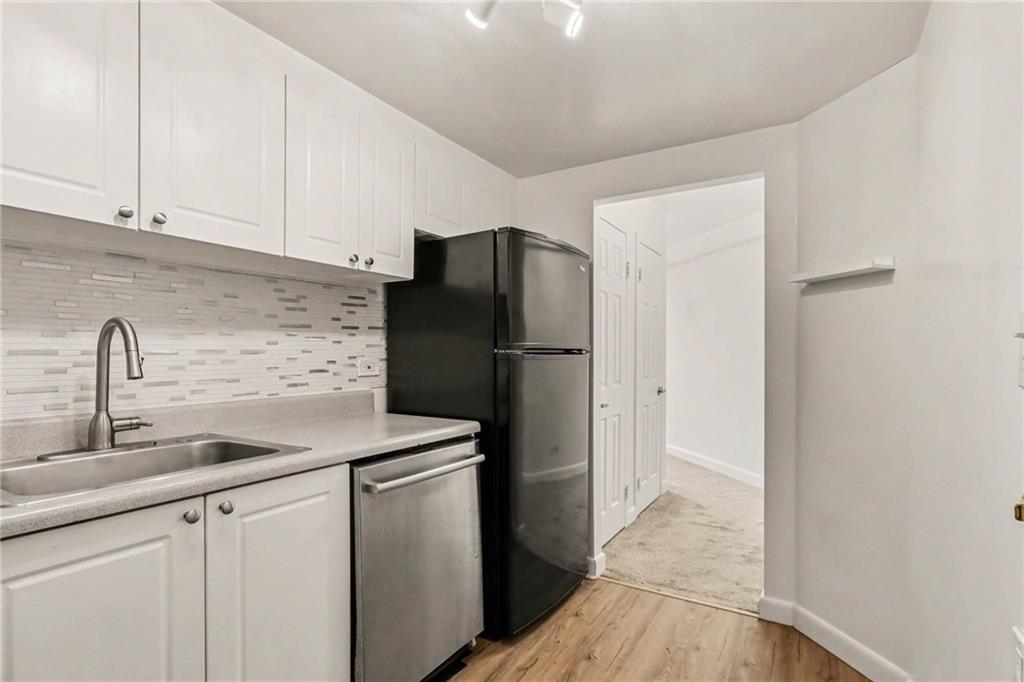 1501 Clairmont Road 827