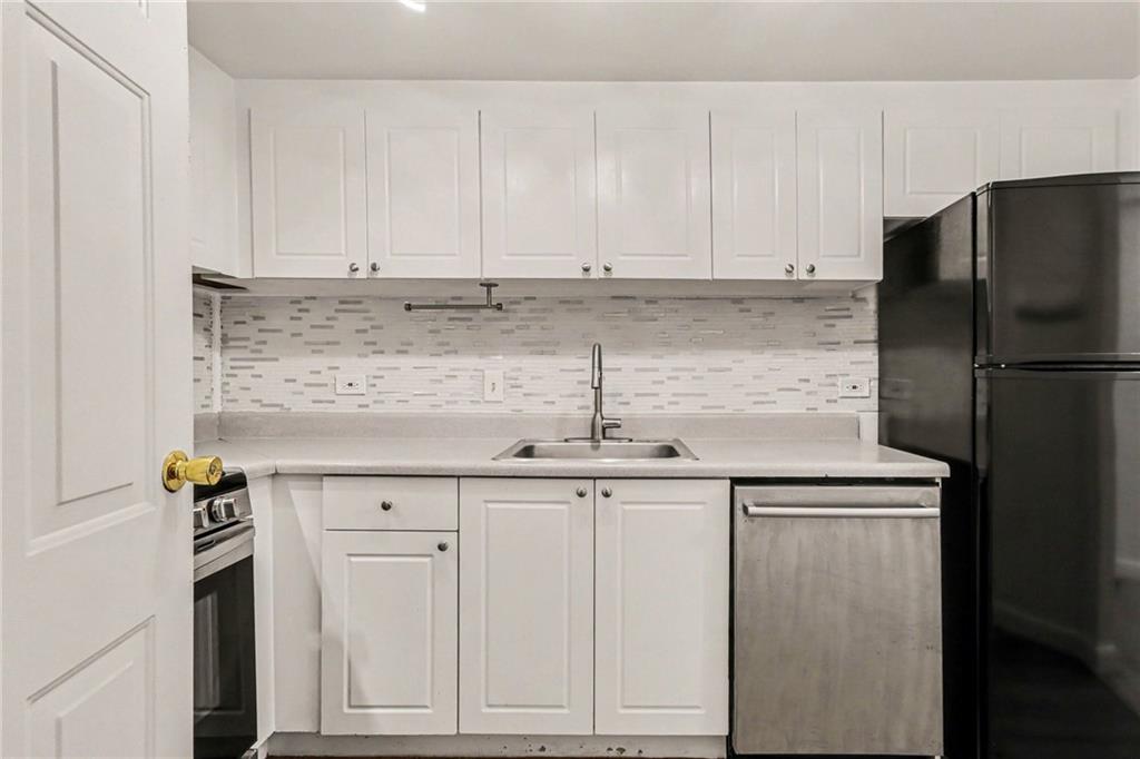 1501 Clairmont Road 827