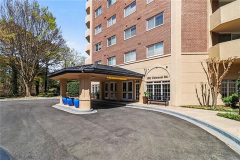 Photo of 1501 Clairmont Road #827, Decatur, GA 30033 (MLS # 7743971)