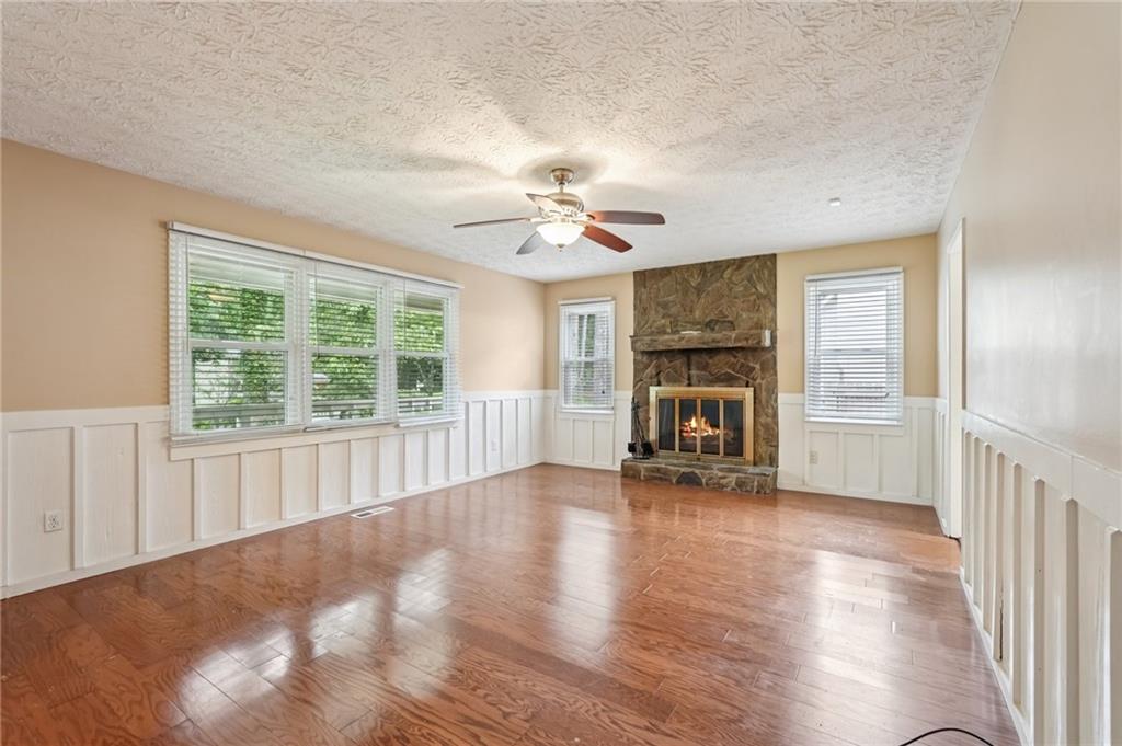 CHEATHAM SPRINGS - Residential