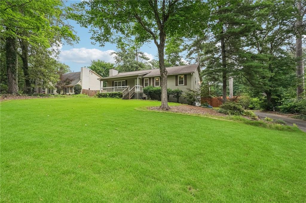1952 Winding Creek Lane SW