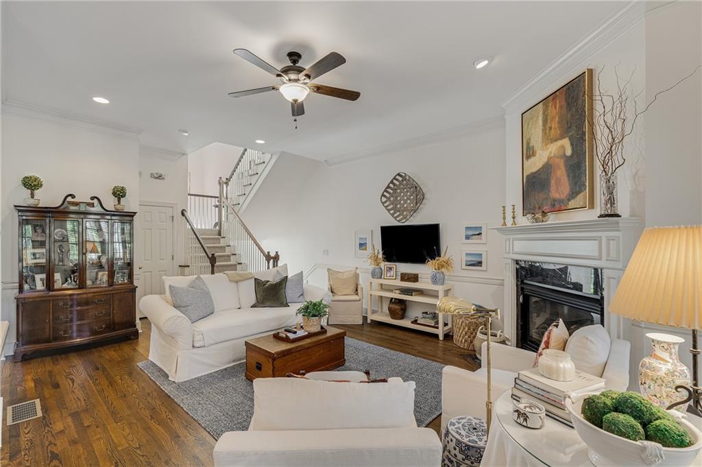 2311 English Ivy Court SE