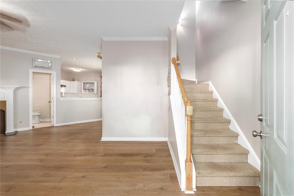 869 Glynn Oaks Drive