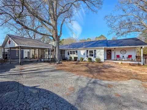 Homes For Sale - 397 Lindsey Chapel Road<br/> Cedartown, GA 30125