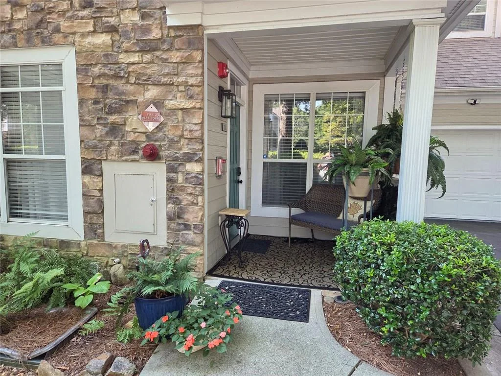 211 Edinburgh Court