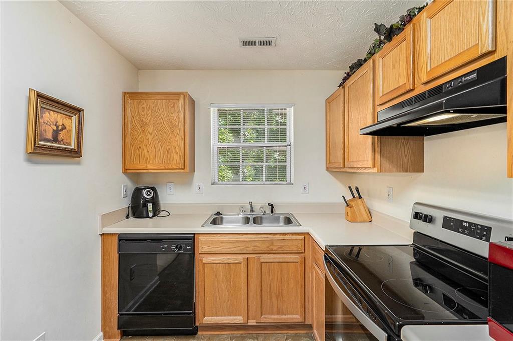 6540 Arbor Gate Drive #3, Mableton, Georgia image 10