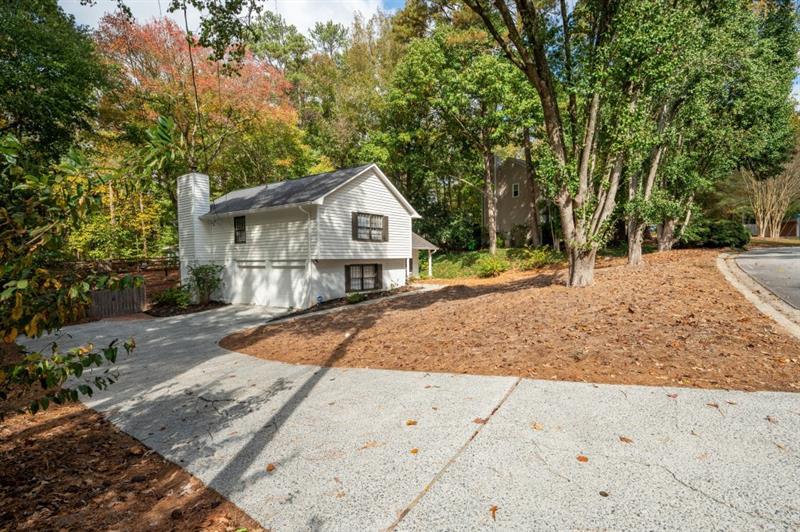 2377 Emory Lane, Marietta, Georgia image 38
