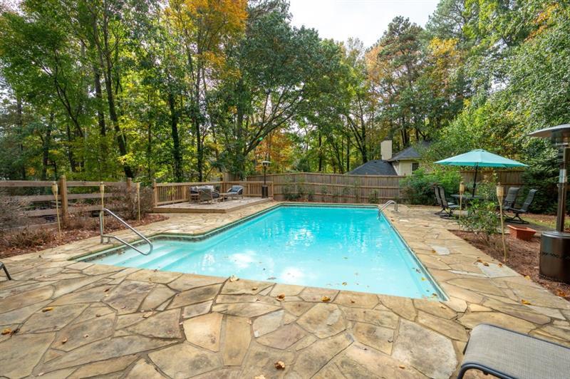 2377 Emory Lane, Marietta, Georgia image 36