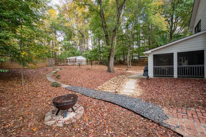 2377 Emory Lane, Marietta, Georgia image 33