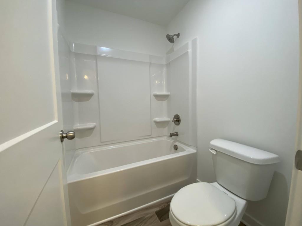 1042 Titus Lane, Statham, Georgia image 10