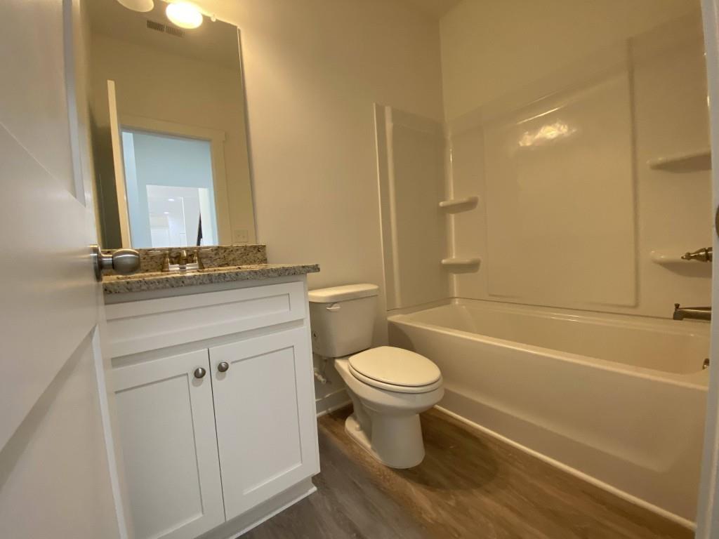 1042 Titus Lane, Statham, Georgia image 6