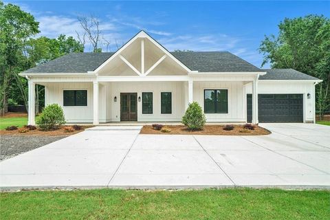 4824 SE Highway 20 Conyers GA 30013