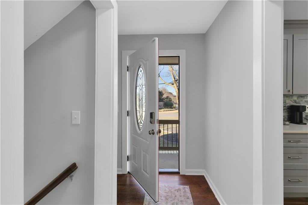 399 W Sandtown Road SW