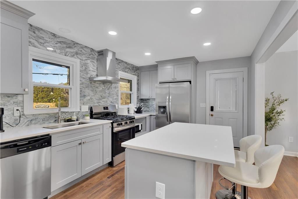 399 W Sandtown Road SW