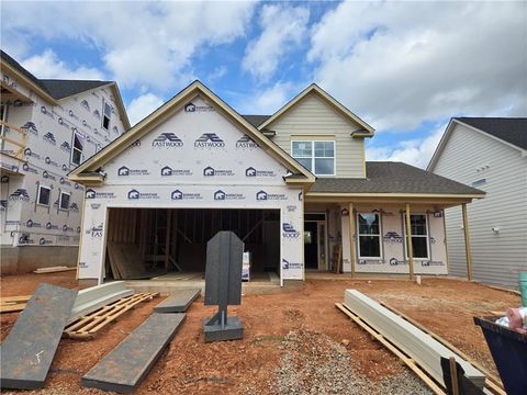 Homes For Sale - 140 Coffee Lane<br/> Hoschton, GA 30548