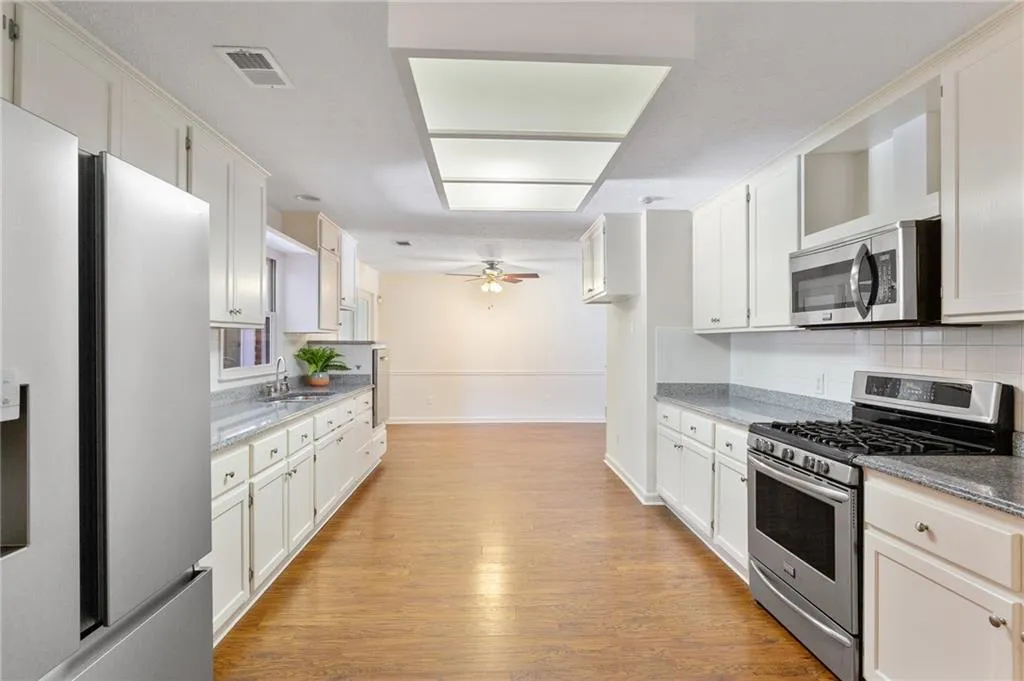 Lithia Springs, Georgia 30122, United States, 3 Bedrooms Bedrooms, ,3 BathroomsBathrooms,Residential,Active,158847