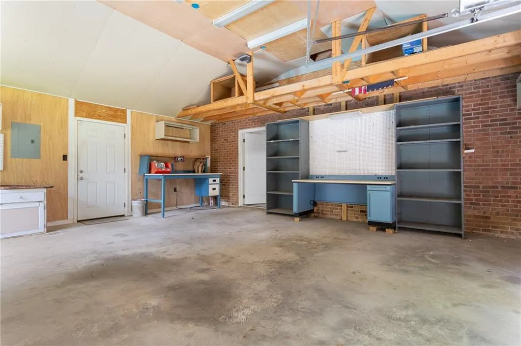 Lithia Springs, Georgia 30122, United States, 3 Bedrooms Bedrooms, ,3 BathroomsBathrooms,Residential,Active,158847