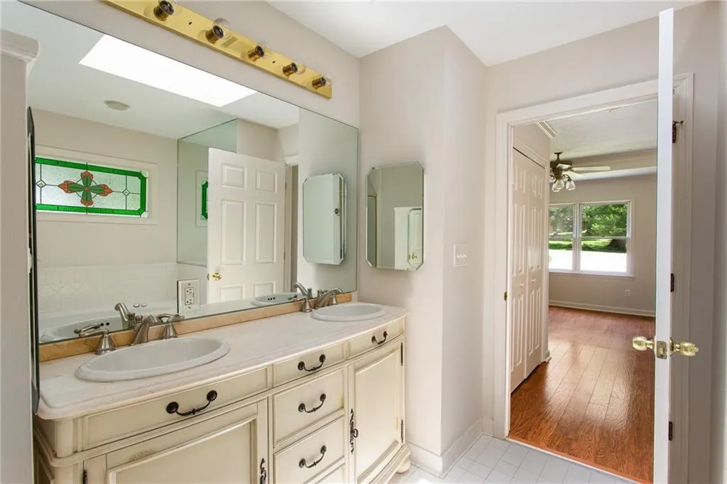 Lithia Springs, Georgia 30122, United States, 3 Bedrooms Bedrooms, ,3 BathroomsBathrooms,Residential,Active,158847