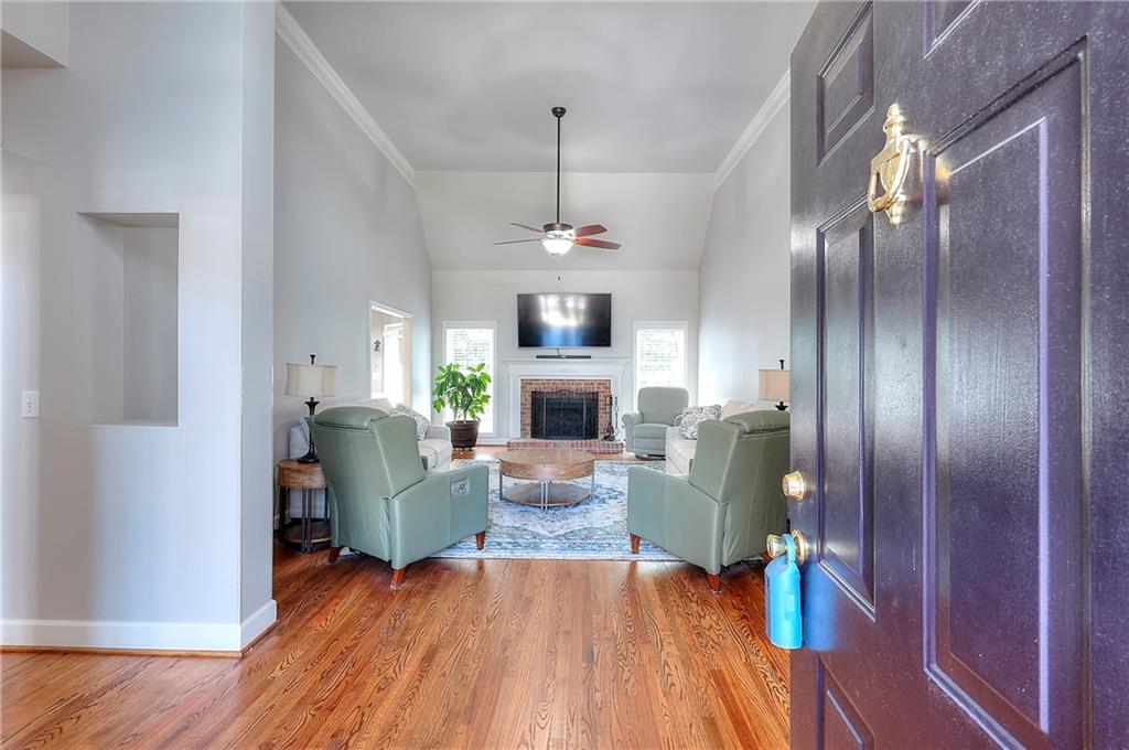 1235 Mount McKinley