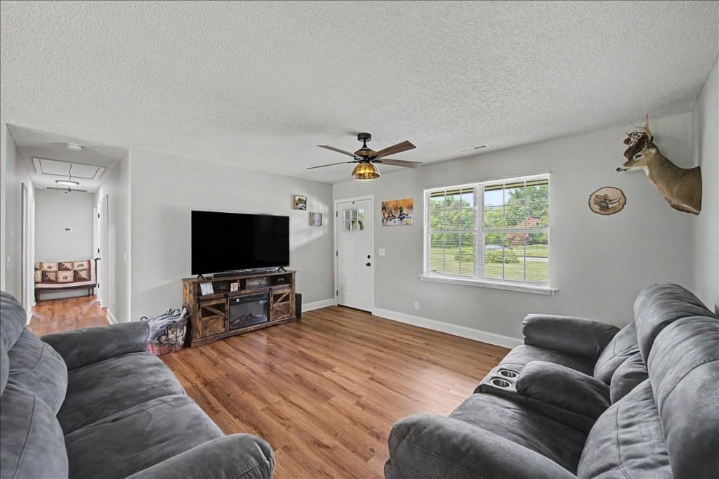 290 Erwin Hill Road SE