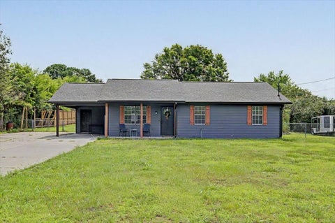 Homes For Sale - 290 Erwin Hill Road<br/> Calhoun, GA 30701