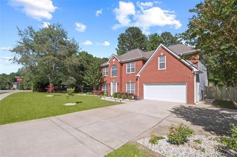 A home in Powder Springs