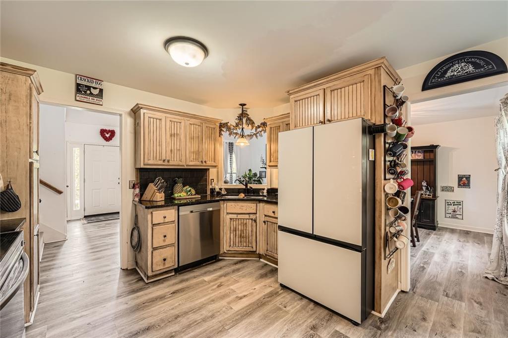 24 Laurel Way, White, Georgia image 11