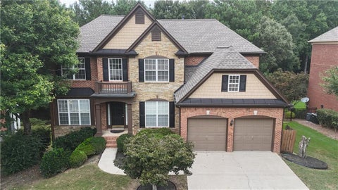 Homes For Sale - 711 Hexham Court<br/> Suwanee, GA 30024