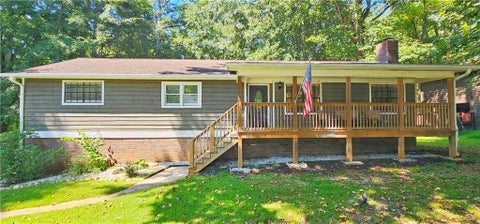 Homes For Sale - 6375 Caladium Drive<br/> Acworth, GA 30102