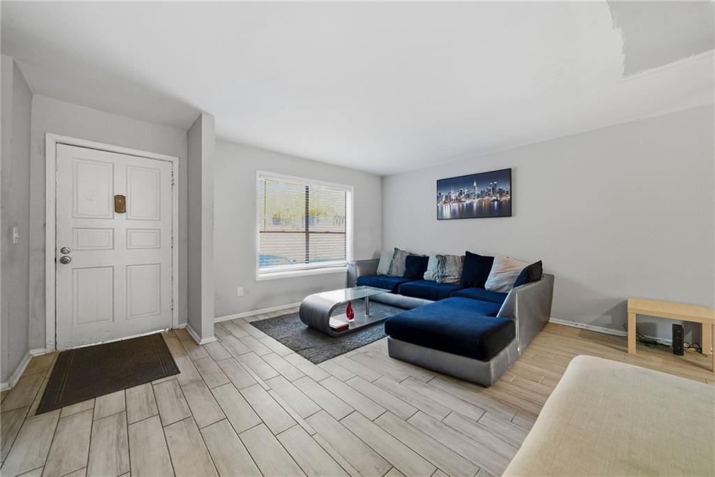 6144 Bakers Ferry Road SW