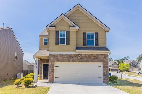 6399 Woodwell Drive Union City GA 30291