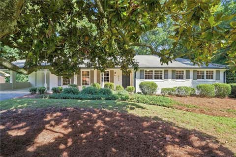 Homes For Sale - 3938 Briarglen Court<br/> Atlanta, GA 30340