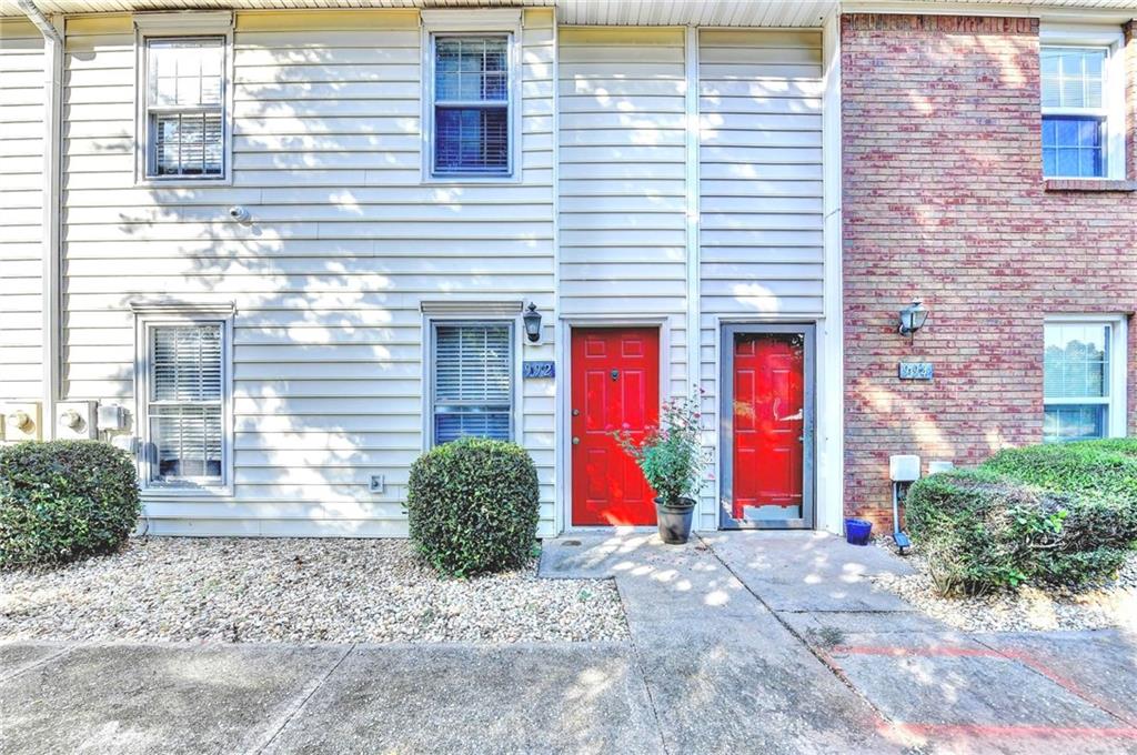 992 Old Holcomb Bridge Road