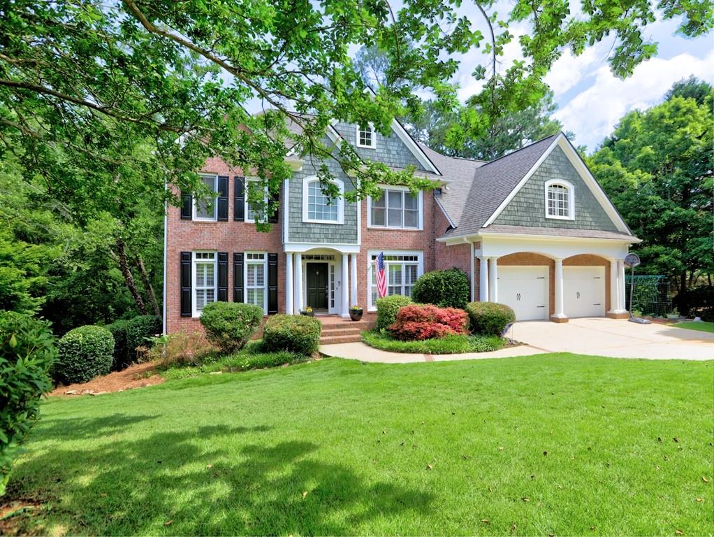 658 VININGS ESTATES Drive SE