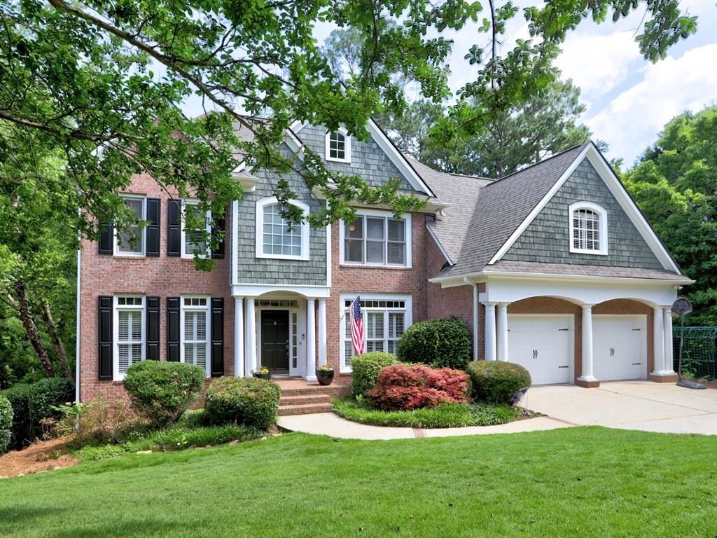 658 VININGS ESTATES Drive SE
