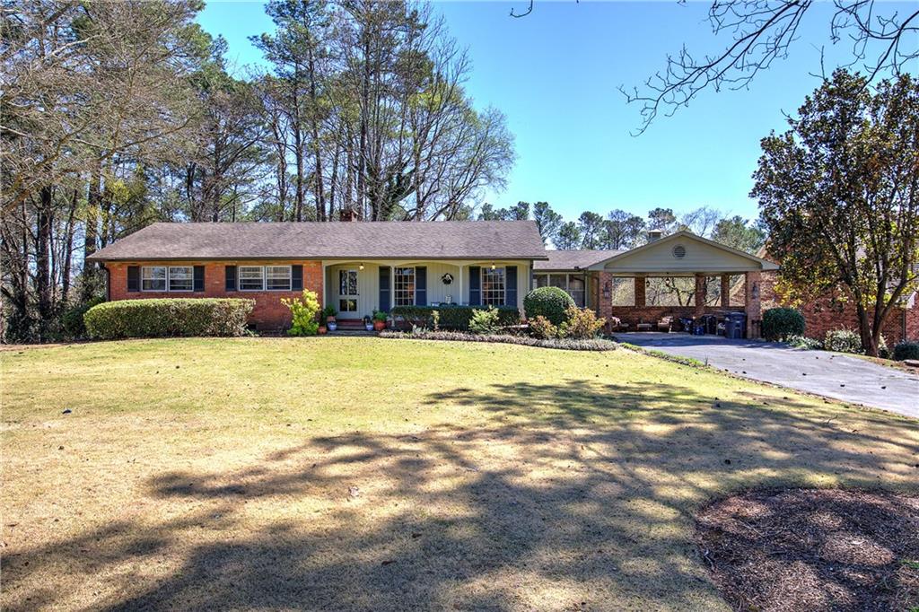 115 Cherokee Circle SE