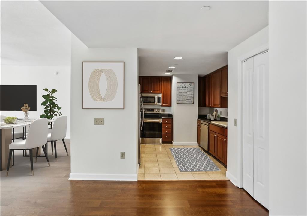 195 14th Street NE 2008