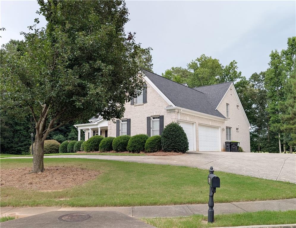 104 Hawks Bend