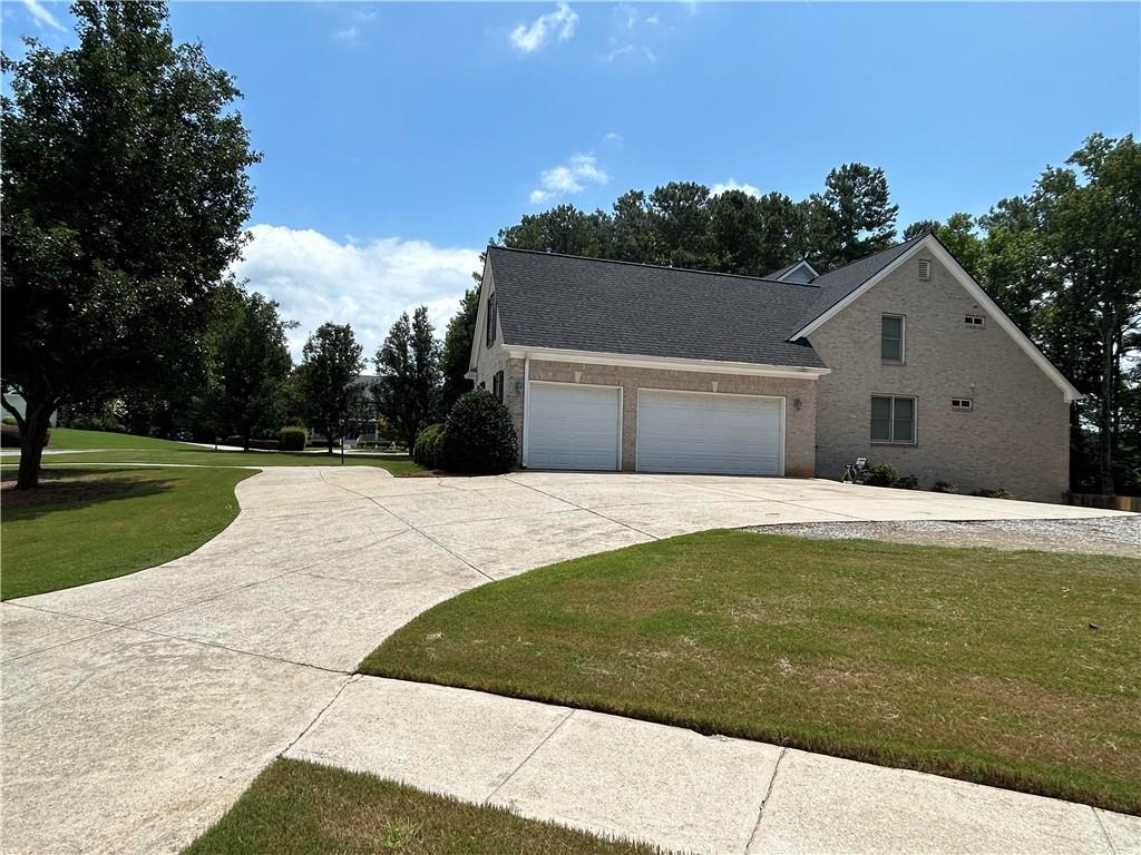 104 Hawks Bend