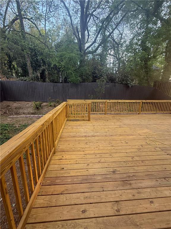 255 Dunwoody Creek Circle