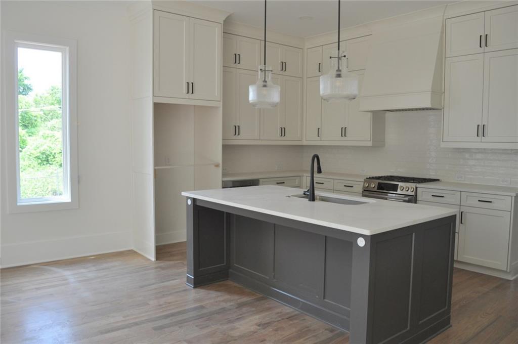 The Carlyle - Residential