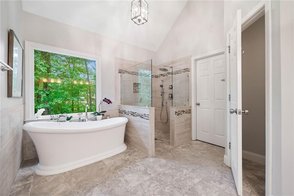 Hamptons Grant - Residential