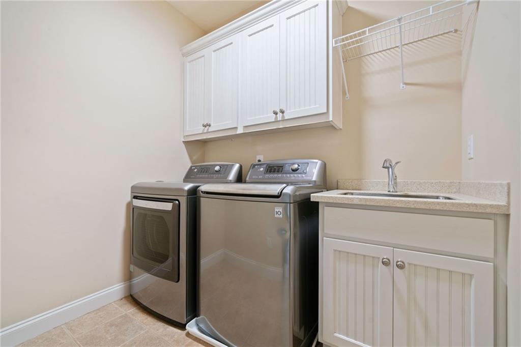 1045 Westcroft Lane, Roswell, Georgia image 30